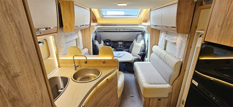 EURA MOBIL Profila RS 675 SB Camper for Rent