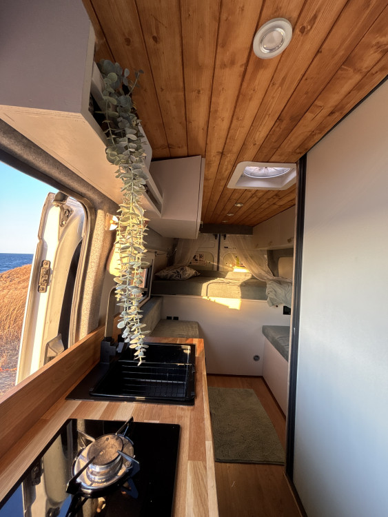 Geo Camper Van - DIY conversion