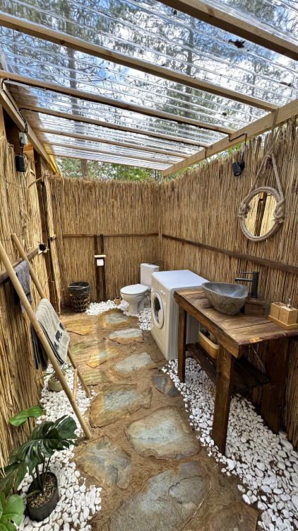 Jungle Beach Caravan